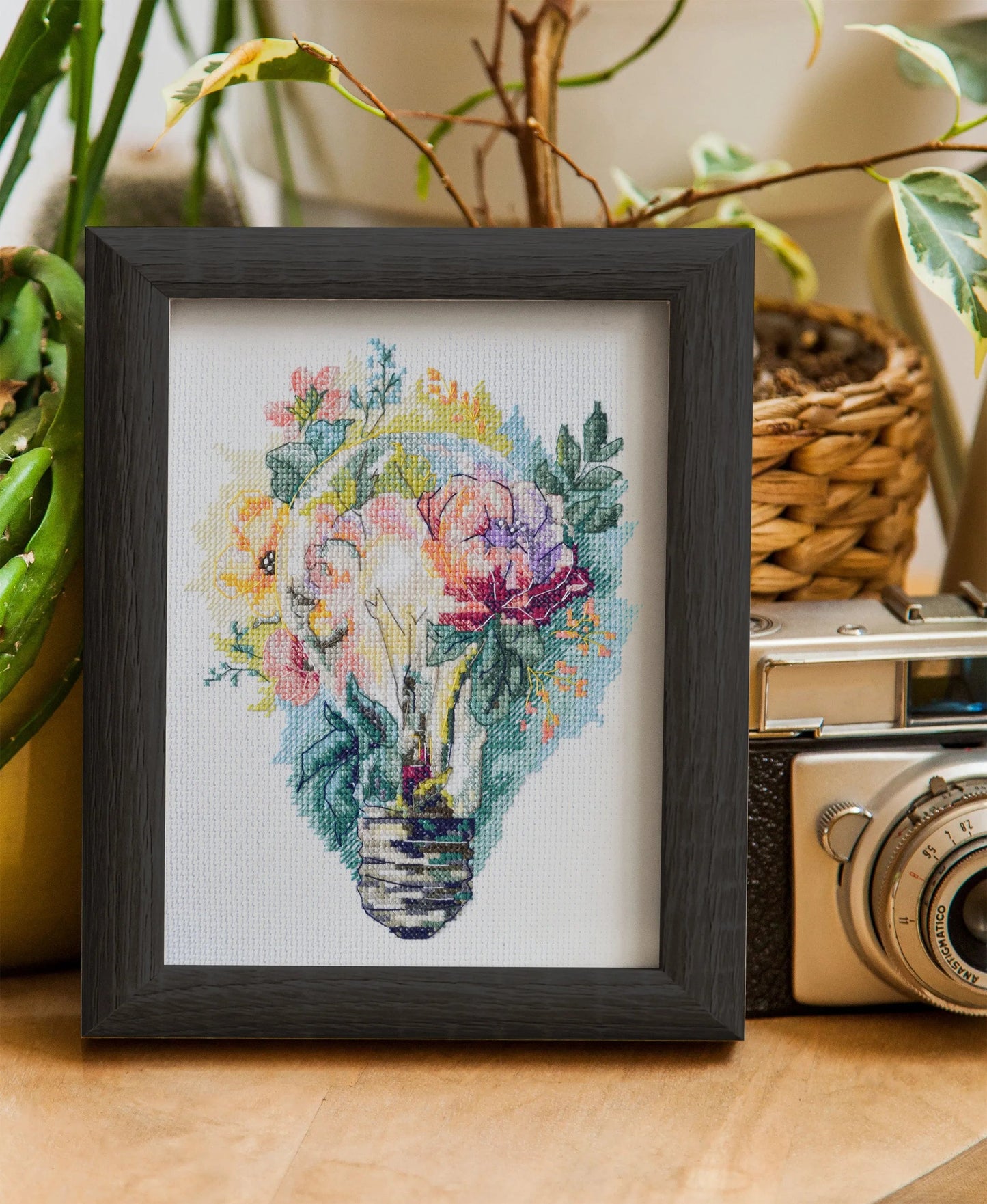 Cross-stitch kits - Bright thoughts AH-229-3
