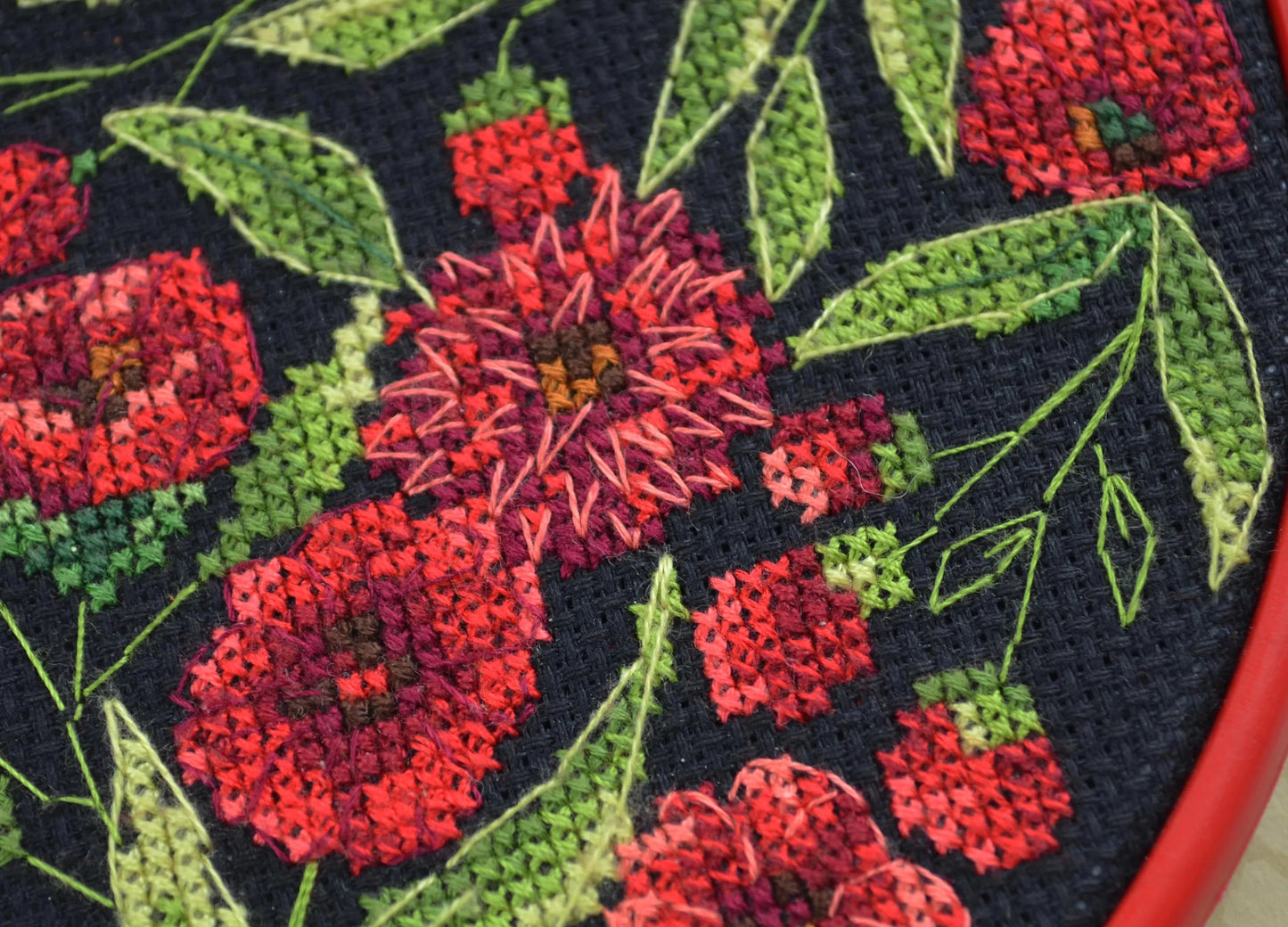 Cross-stitch kits - Flower dance AHM-079-4