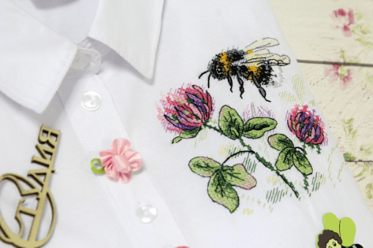 Bee Cross Stitch on Clothes kit B-531 / SV-531-4