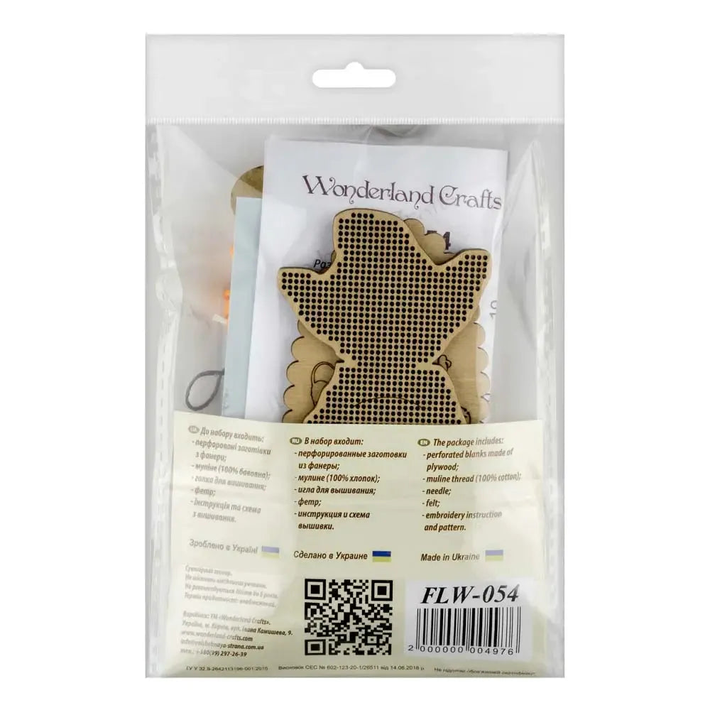 Cross-stitch kits on wood FLW-054-4