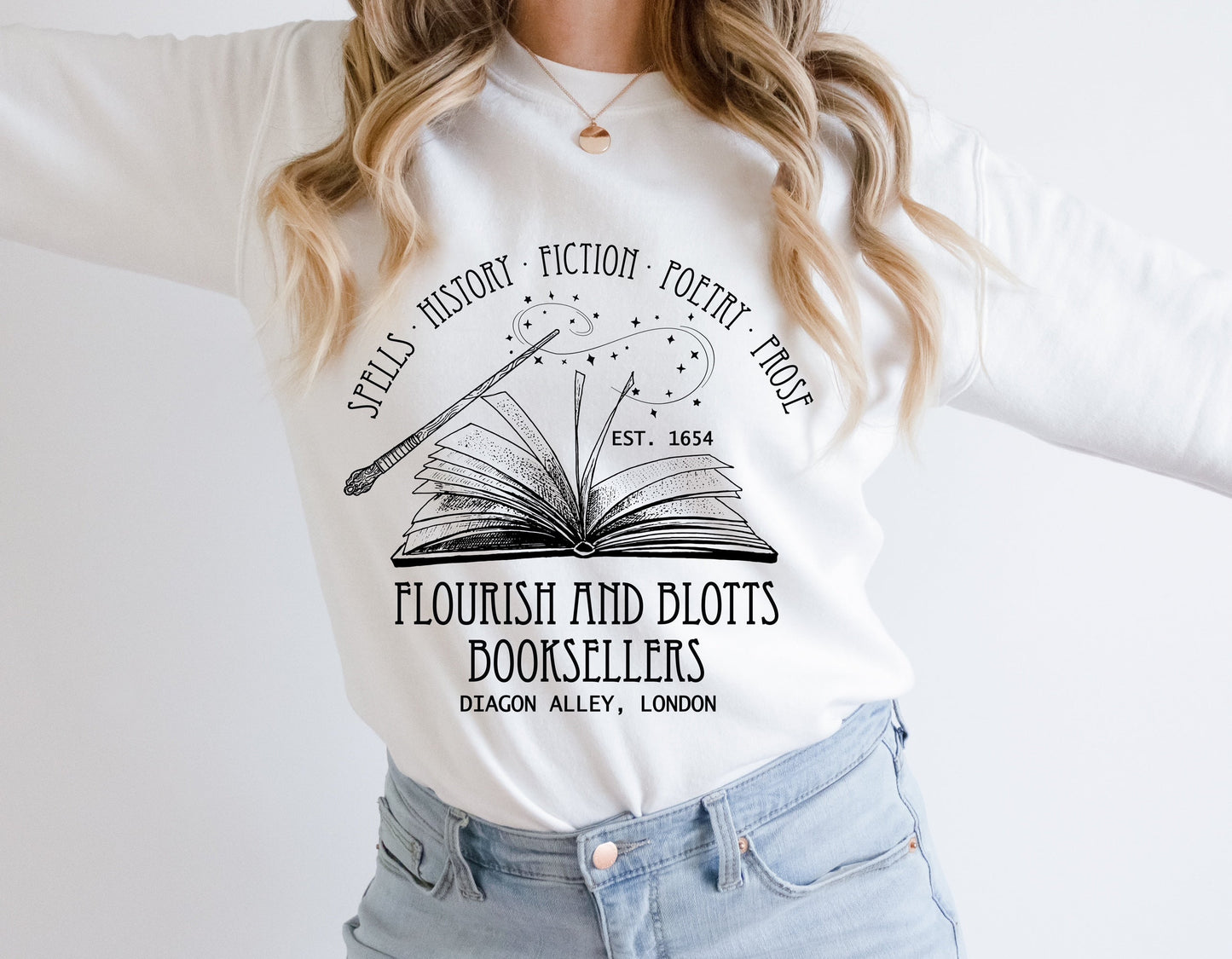 Flourish and Blotts Booksellers (Harry Potter)-2